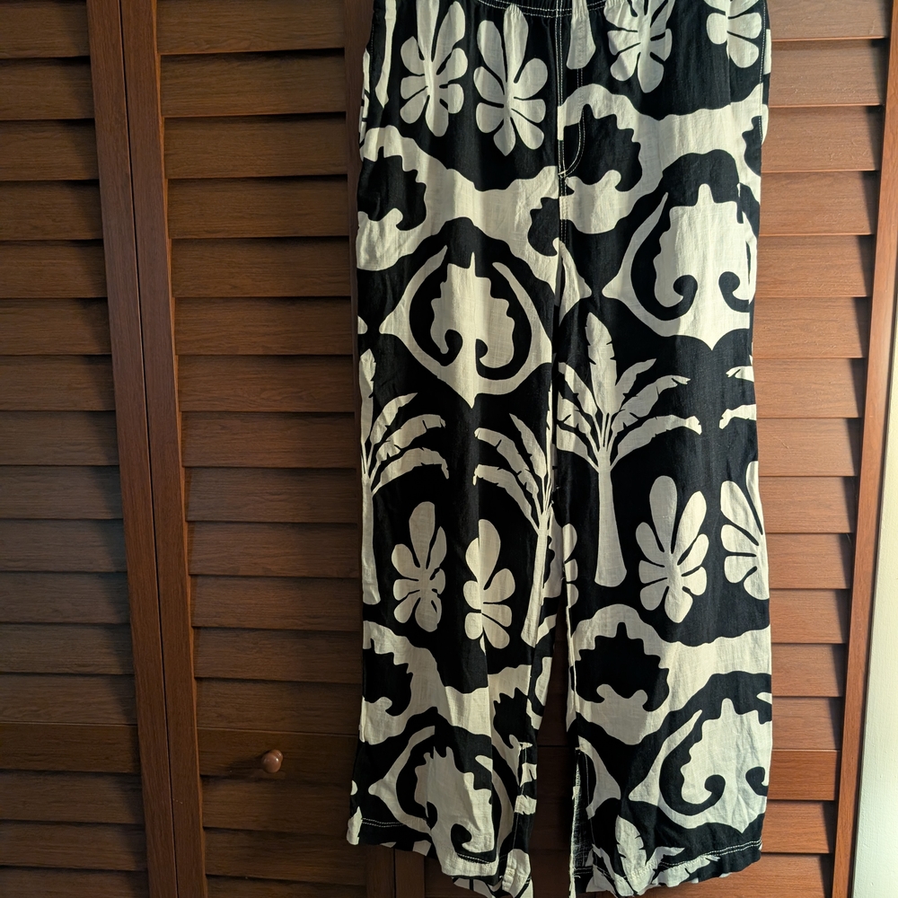 H&M Black and White Floral Pants